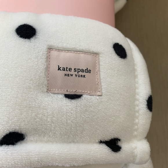 Kate spade queen blanket - Picture 2 of 3